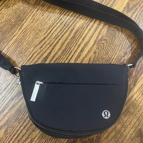 lululemon athletica Handbags - COPY - Lulumon Crossbody/Purse